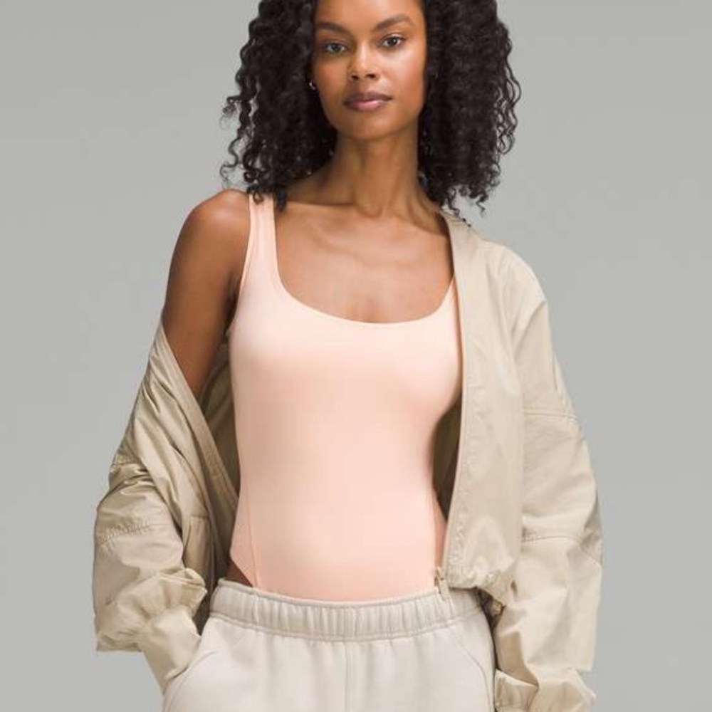 Lululemon Wundermost Square-Neck Sleeveless Bodysuit Peach Bellini L #0087
